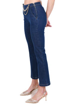 Blu Denim jeans boot cut con catena gioiello blu