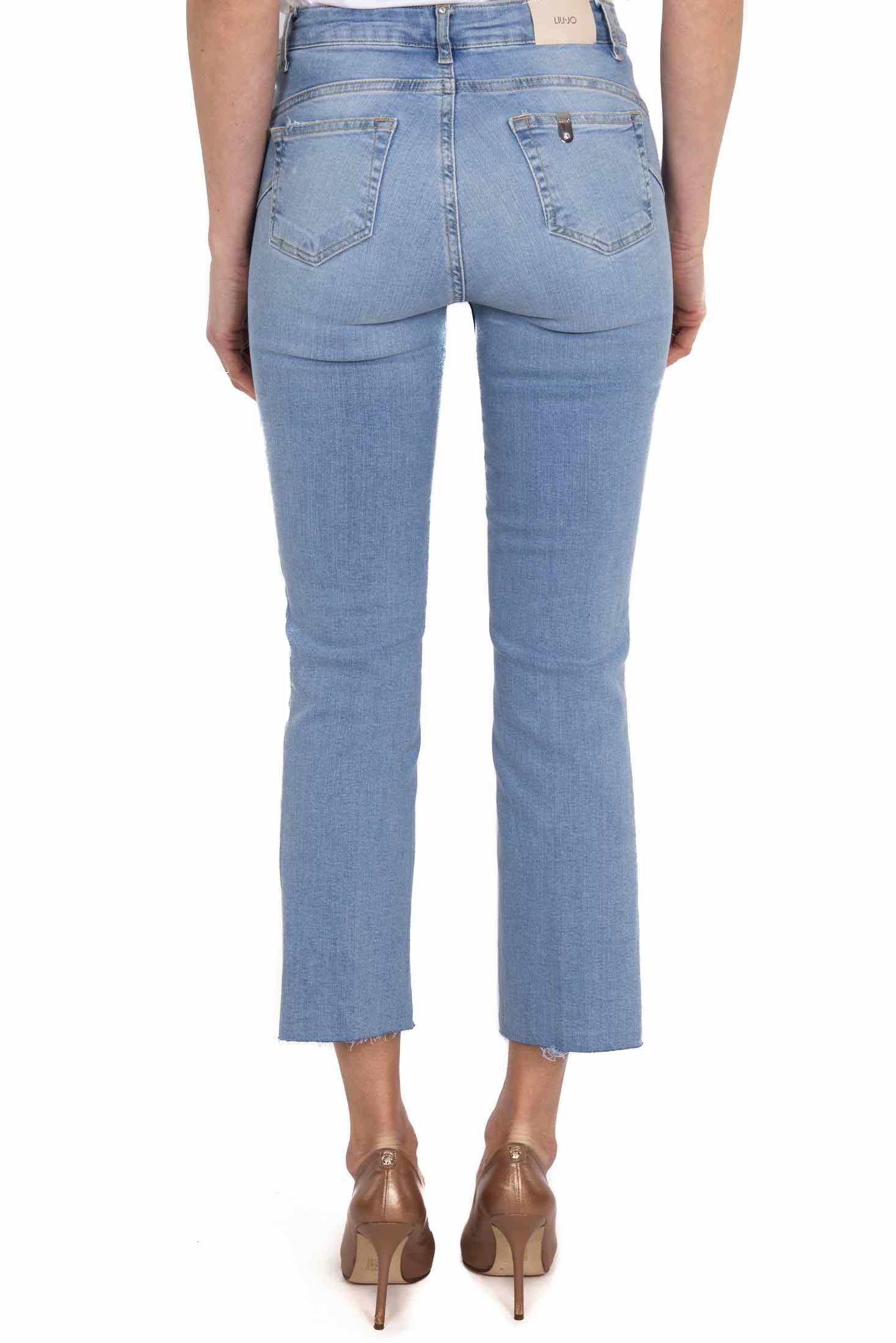 Blu Denim jeans flared cropped con bottoni a vista azzurro