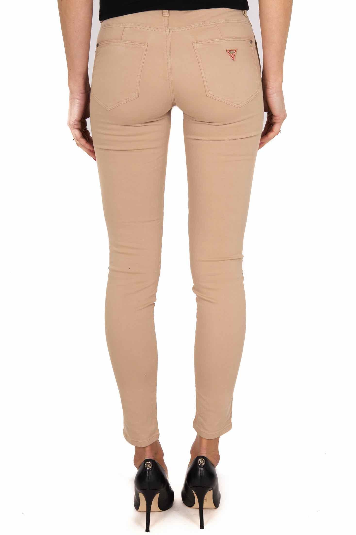 Guess Donna jeans in rasatello di cotone beige