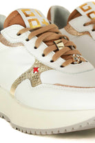 Gio sneakers donna in pelle con gioiello bianco