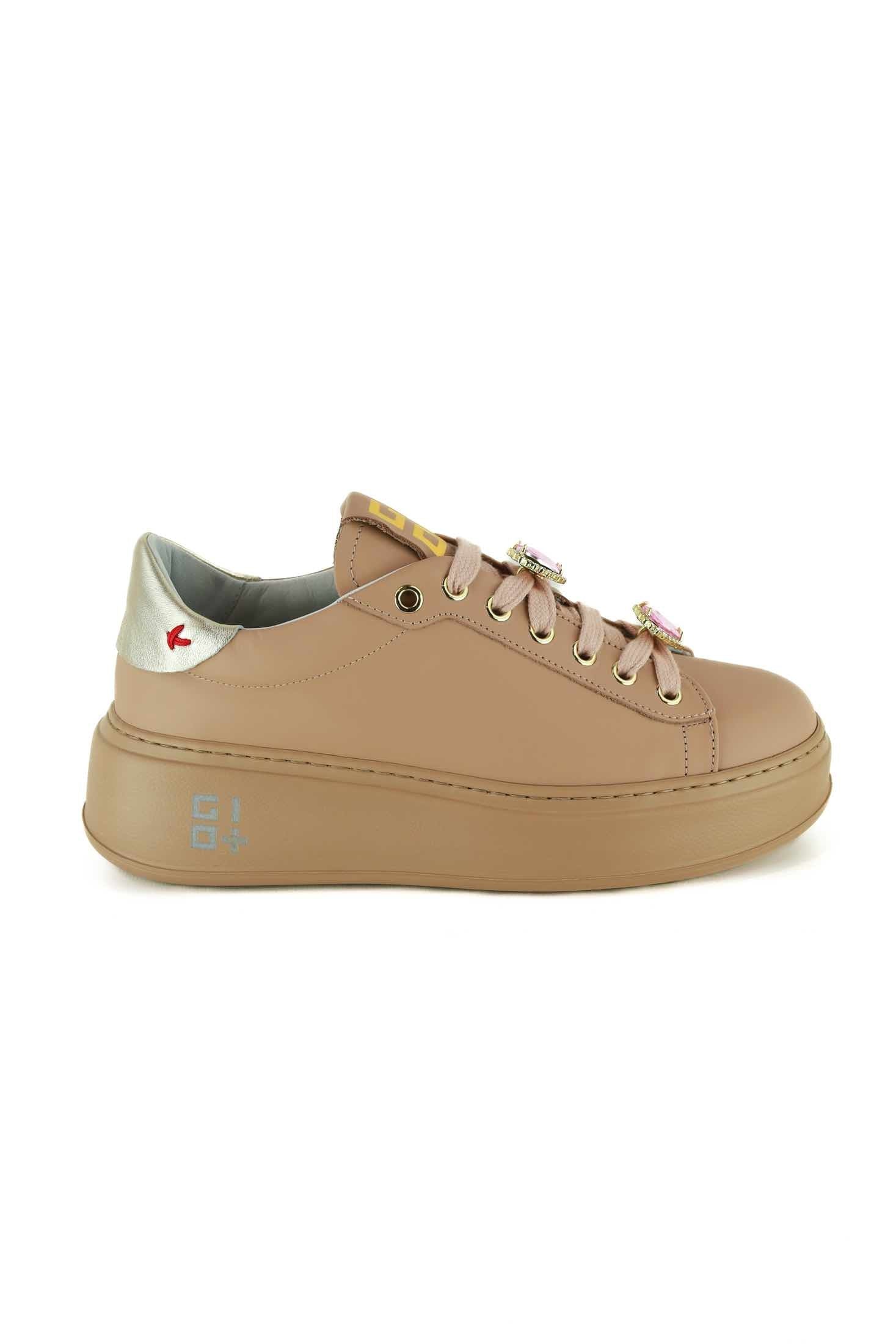 Gio sneakers donna in pelle con gioiello cammello