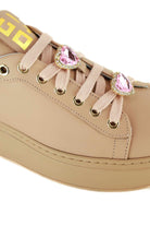 Gio sneakers donna in pelle con gioiello cammello